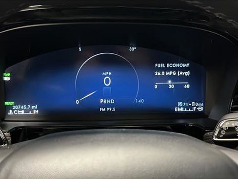 Used 2025 Lincoln Corsair Grand Touring image 17