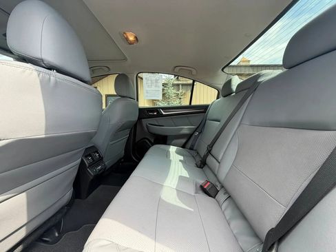 Used 2018 Subaru Legacy 2.5i Limited AWD/4WD image 12