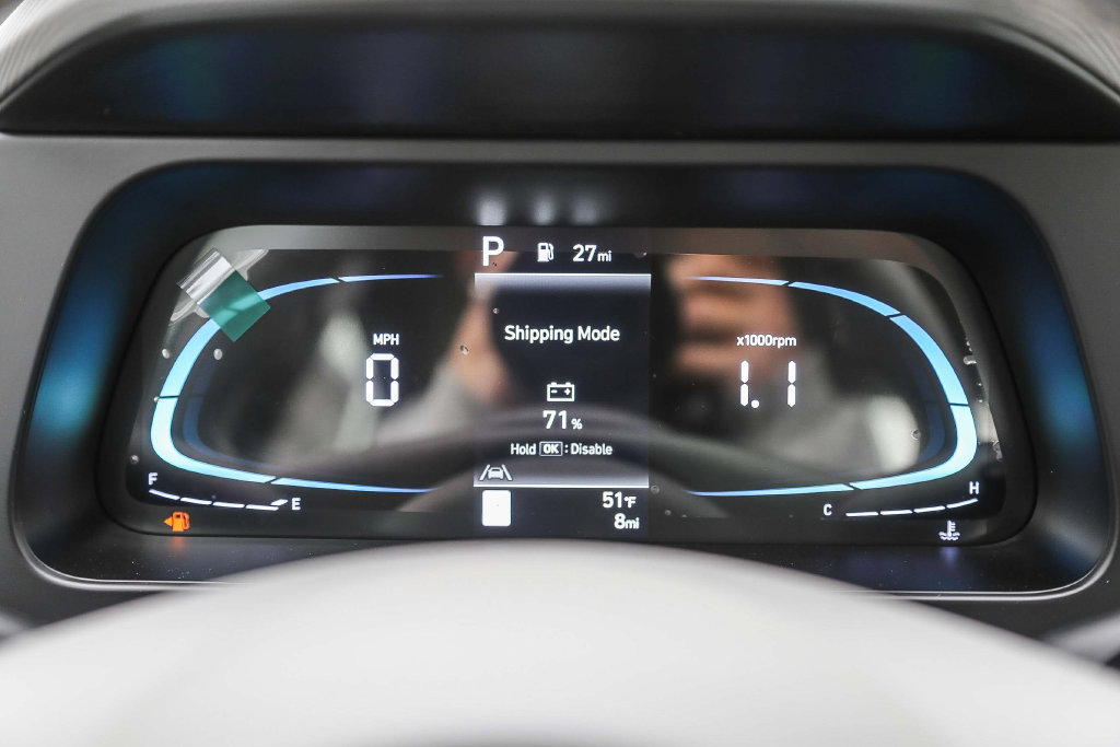 Certified 2026 Hyundai Elantra Sport FWD image 23