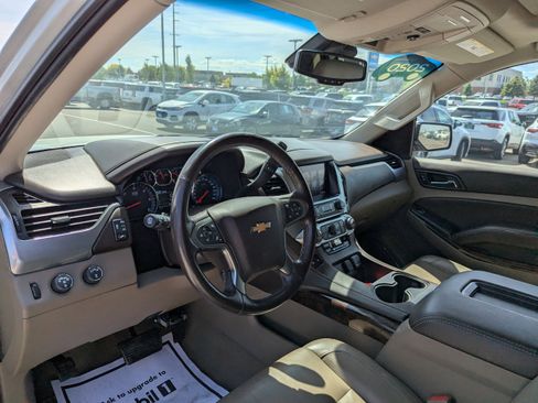 Certified 2020 Chevrolet Suburban LT AWD/4WD image 13