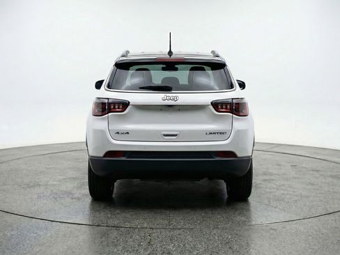 Used 2025 Jeep Compass Limited AWD/4WD image 7