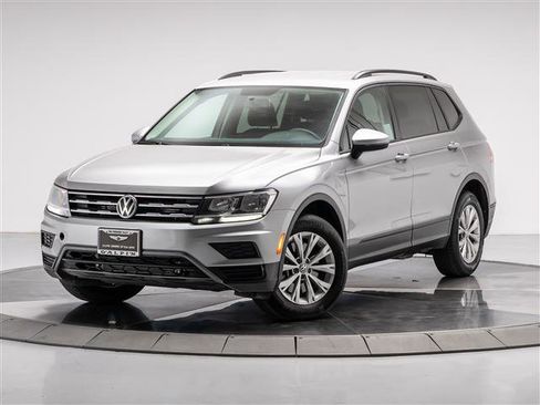 Used 2019 Volkswagen Tiguan S image 1