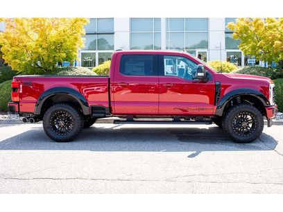 New 2026 Ford F250 Lariat w/ Black Appearance Package