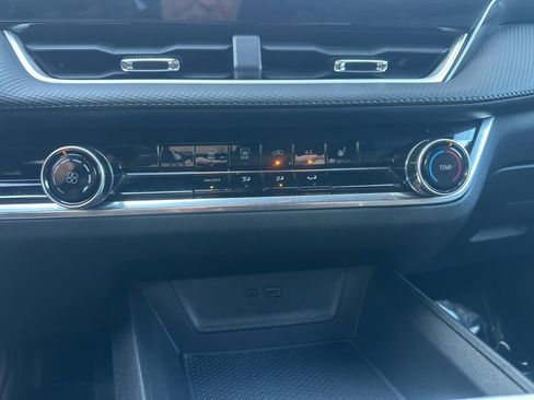 Certified 2025 Chevrolet Equinox LT image 33