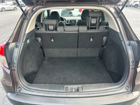 Used 2022 Honda HR-V EX image 36