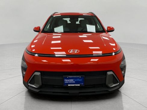 Certified 2024 Hyundai Kona SEL AWD/4WD image 9