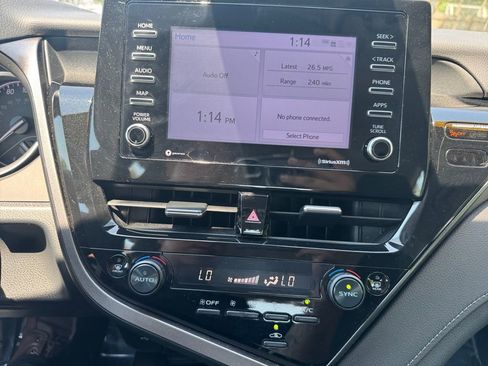 Used 2024 Toyota Camry LE FWD image 21