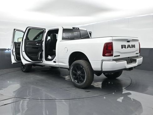 New 2026 RAM 2500 Laramie w/ Night Edition AWD/4WD image 59
