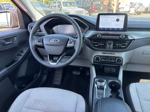 Used 2023 Ford Escape Active FWD image 10