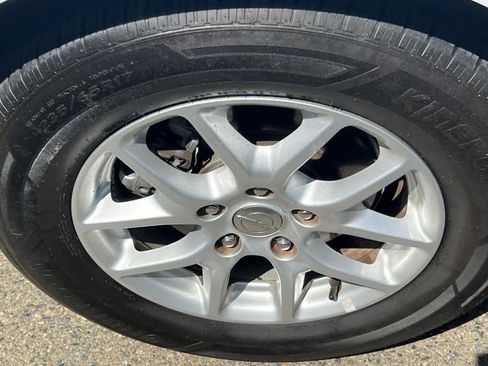 Used 2020 Chrysler Pacifica Touring-L image 17