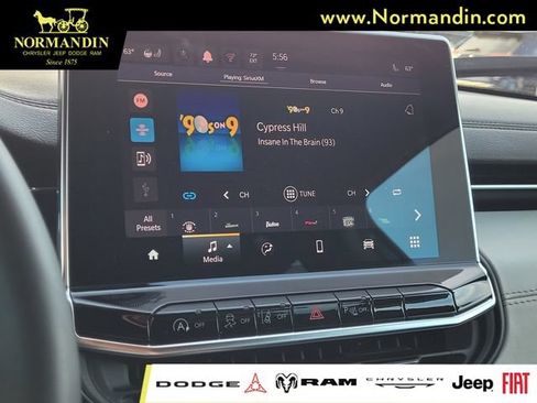 Used 2025 Jeep Compass Limited AWD/4WD image 9