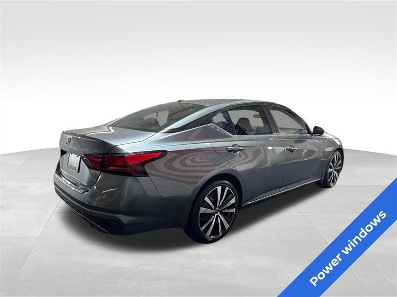 Used 2020 Nissan Altima 2.5 SR FWD image 5