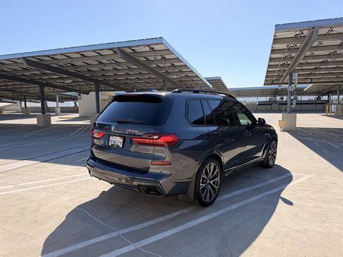 Used 2020 BMW X7 M50i w/ Dynamic Handling Package AWD/4WD image 4