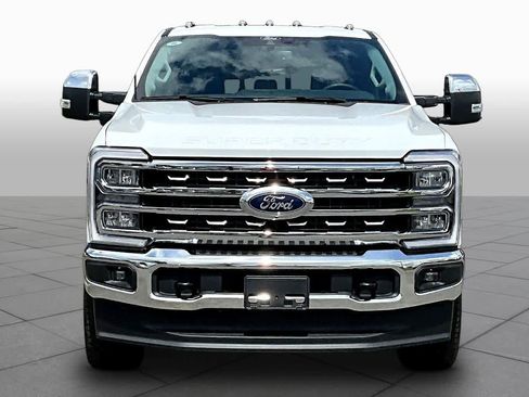 Used 2026 Ford F250 Lariat w/ Chrome Package AWD/4WD image 4