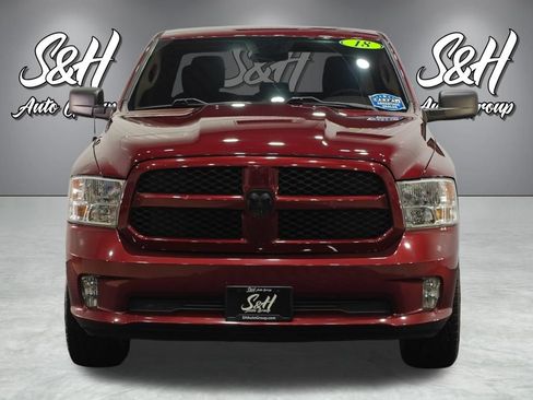 Used 2018 RAM 1500 Express w/ Express Value Package AWD/4WD image 11