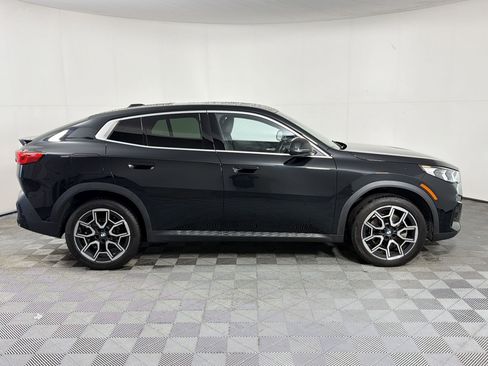 Used 2025 BMW X2 xDrive28i AWD/4WD image 8