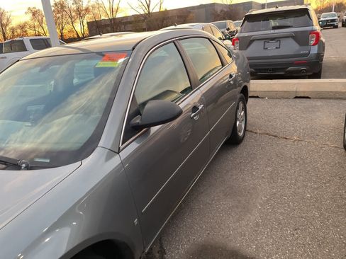 Used 2008 Chevrolet Impala LT image 7