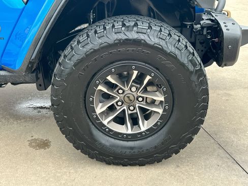 Used 2024 Jeep Wrangler Unlimited Rubicon 392 AWD/4WD image 10
