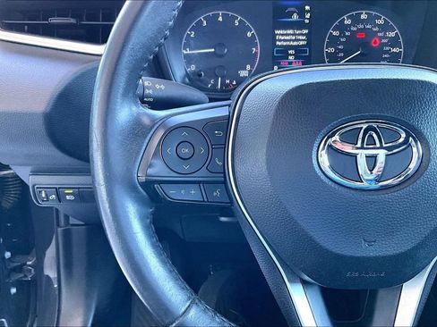 Used 2024 Toyota Corolla SE w/ SE Premium Package FWD image 7