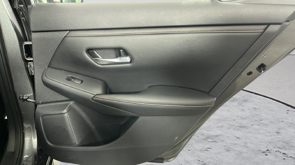 Used 2021 Nissan Sentra SR FWD image 17