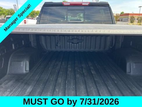 Used 2024 Chevrolet Silverado 1500 RST w/ Redline Edition AWD/4WD image 30