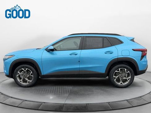 New 2026 Chevrolet Trax LT image 2