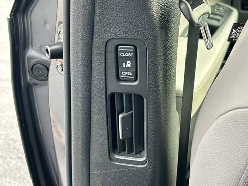 Used 2023 Honda Odyssey Touring image 19