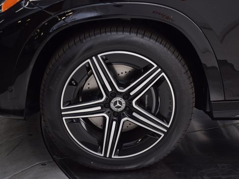 New 2025 Mercedes-Benz GLE 580 4MATIC image 11