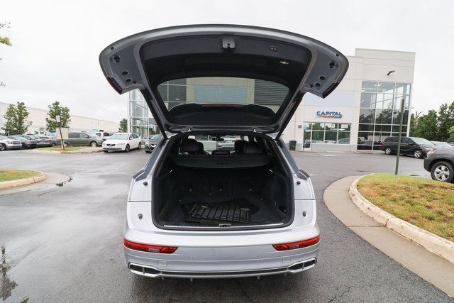 Used 2018 Audi SQ5 Prestige w/ Prestige Package AWD/4WD image 41