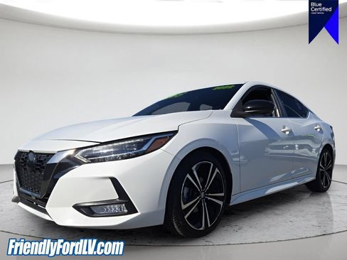 Used 2022 Nissan Sentra SR w/ SR Premium Package FWD image 2