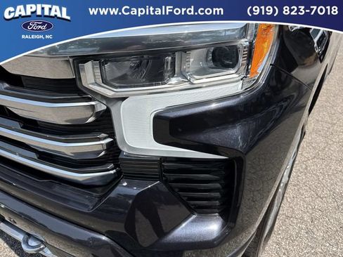Used 2024 Chevrolet Silverado 1500 High Country w/ High Country Premium Package AWD/4WD image 11