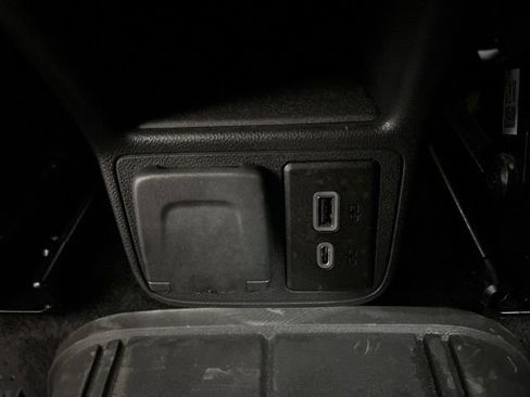 Used 2023 Chevrolet TrailBlazer LT w/ Convenience Package AWD/4WD image 31