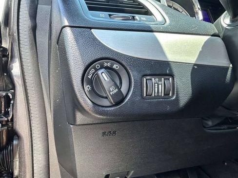 Used 2017 Dodge Grand Caravan GT FWD image 19