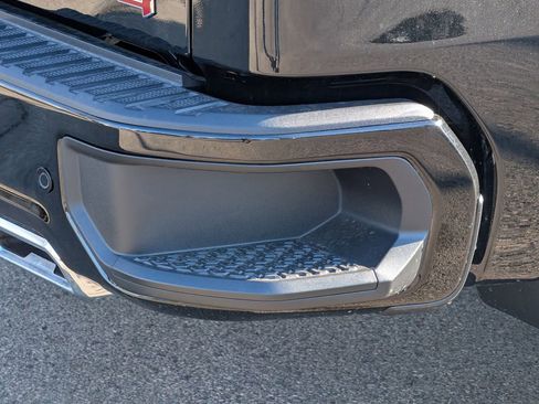 New 2026 GMC Sierra 1500 AT4 w/ AT4 Premium Package image 18