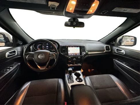 Used 2021 Jeep Grand Cherokee Laredo X image 27