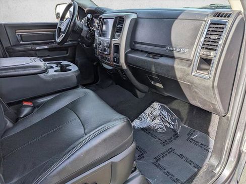 Used 2018 RAM 2500 Laramie w/ Convenience Group image 21