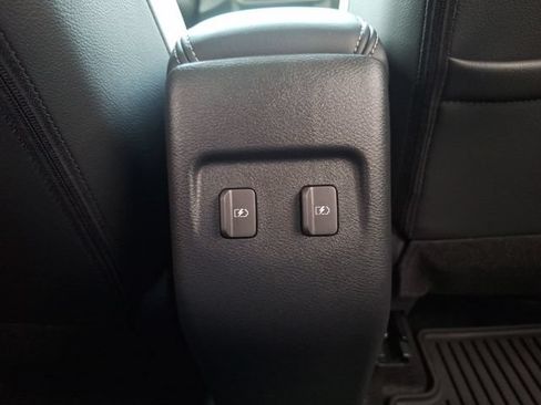Certified 2024 Nissan Kicks SR w/ SR Premium Package FWD image 30