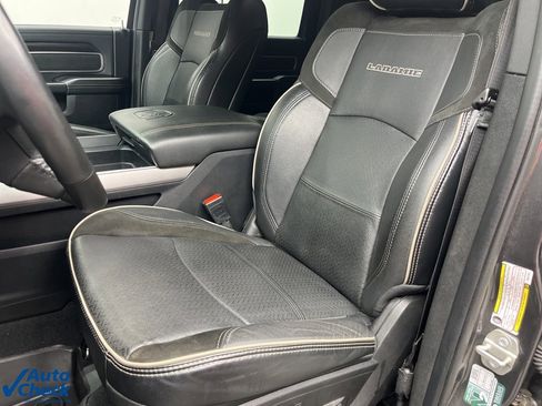 Used 2024 RAM 2500 Laramie w/ Night Edition image 18