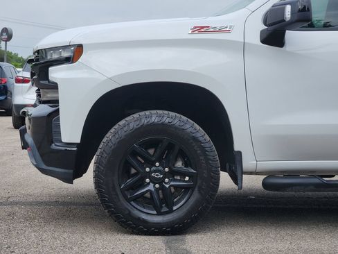 Used 2019 Chevrolet Silverado 1500 LT Trail Boss AWD/4WD image 7