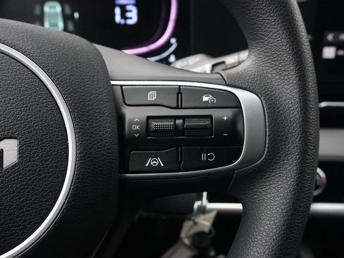 Used 2023 Kia Sportage LX image 36