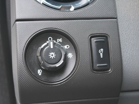 Used 2014 Ford F250 XLT w/ FX4 Off-Road Package image 31