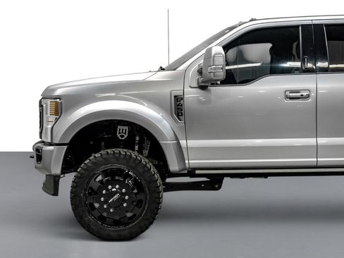 Used 2021 Ford F450 Lariat w/ Lariat Ultimate Package AWD/4WD image 11