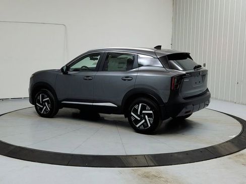 New 2026 Nissan Kicks SV w/ SV Premium Package image 5