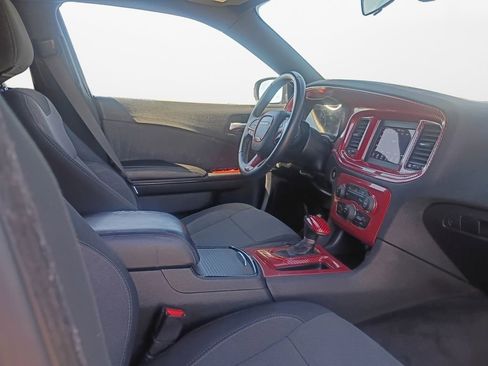 Used 2018 Dodge Charger SXT w/ Blacktop Package image 24