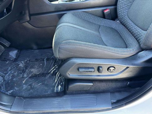 Used 2023 Honda Pilot Sport image 19