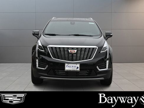 New 2026 Cadillac XT5 Premium Luxury w/ Driver Assist Package image 2