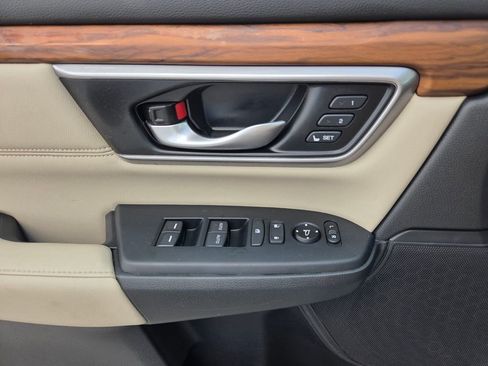 Used 2019 Honda CR-V Touring image 24
