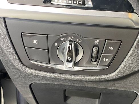 Used 2019 BMW X3 sDrive30i w/ Convenience Package image 16