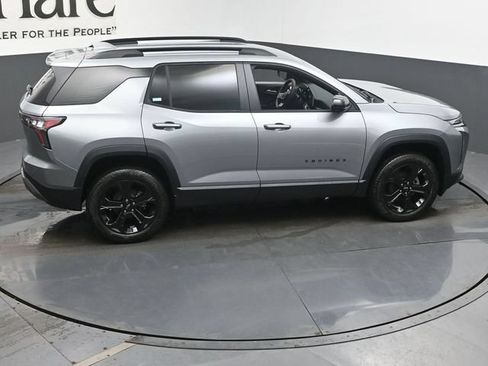 New 2026 Chevrolet Equinox LT w/ Midnight Edition FWD image 17
