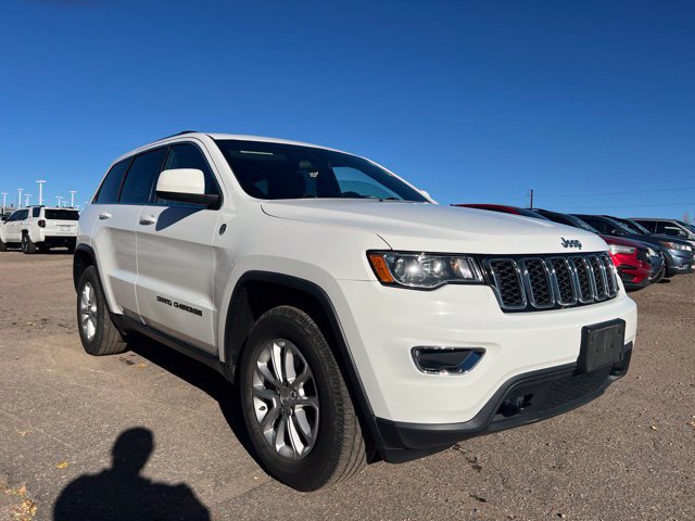 Used 2021 Jeep Grand Cherokee Laredo AWD/4WD image 7